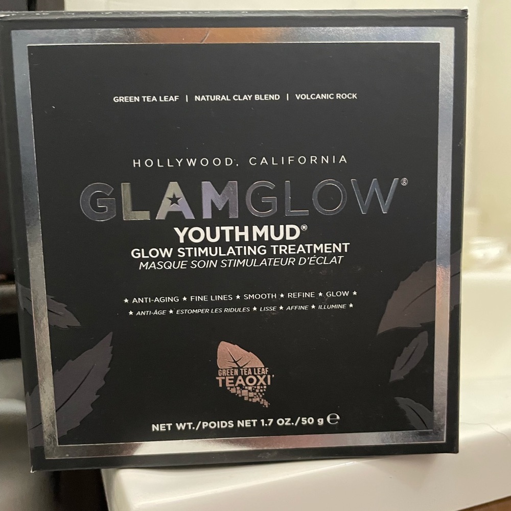 GlamGlow Youth Mud Glow Stimulating Treatment
